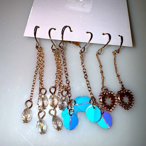 WOMENS 3 SETS OF EARRINGS - Picture 1 of 3